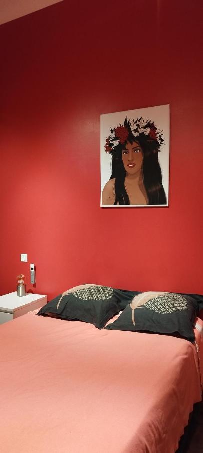 Bienvenue Au Fare Hibiscus Lägenhet Corrombles Exteriör bild